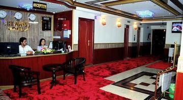 Sky Ways Hotel Дубай Экстерьер фото